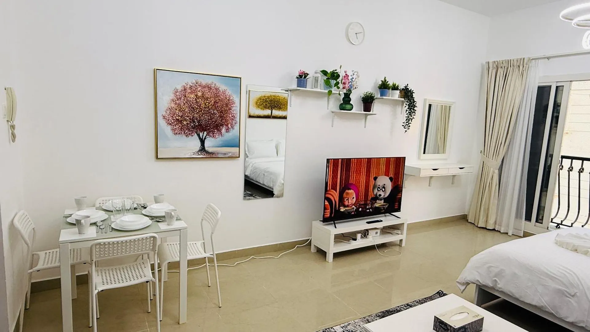 Apartment Spacious Studio With Balcony Trafalgar Central Tower International City Dubai