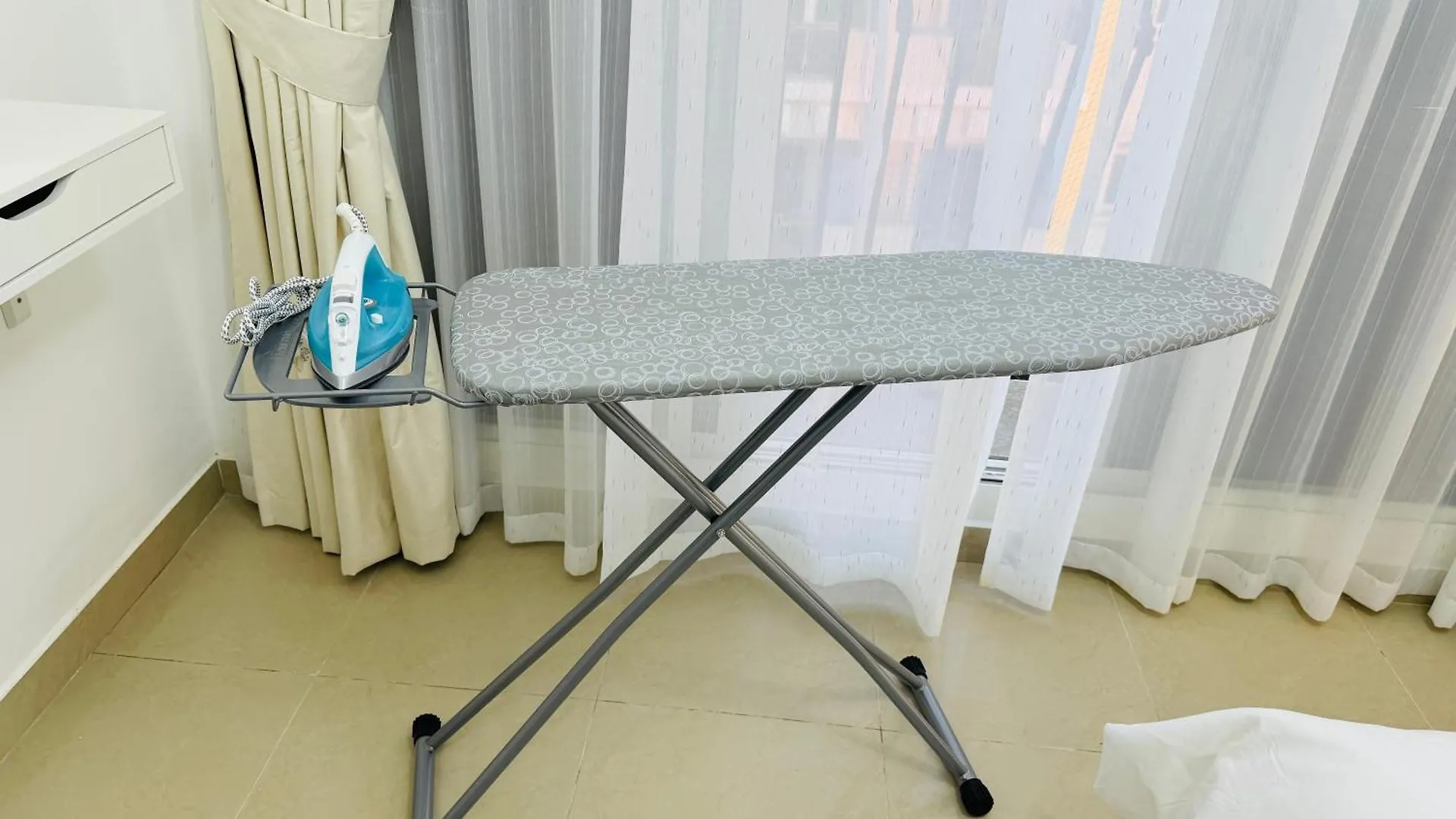 Spacious Studio With Balcony Trafalgar Central Tower International City Dubai 0*,